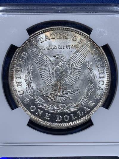 《竞宝斋》第412场 周日，周一，周二，3场连拍 （全场包邮） NGC MS64 美国1921年摩根银币，转光好品，淡包浆，状态很好。