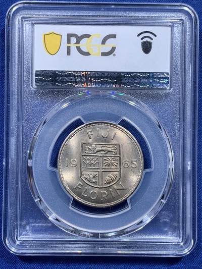 《竞宝斋》第412场 周日，周一，周二，3场连拍 （全场包邮） PCGS MS64 斐济1965年1弗洛林主币 最大面值 少见 发行量仅40万 MS级别不易 国徽很有特色