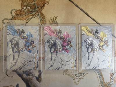 奇趣收藏卡牌拍卖第21场 卡德曼 谷粒 扈三娘19号一套三色粗闪卡3张，金编031/300  102/300  106/300，全新覆膜卡夹卡膜保护