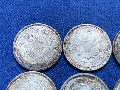 《竞宝斋》第412场 周日，周一，周二，3场连拍 （全场包邮） 8枚一组，带光好品双凤银币，味道不错