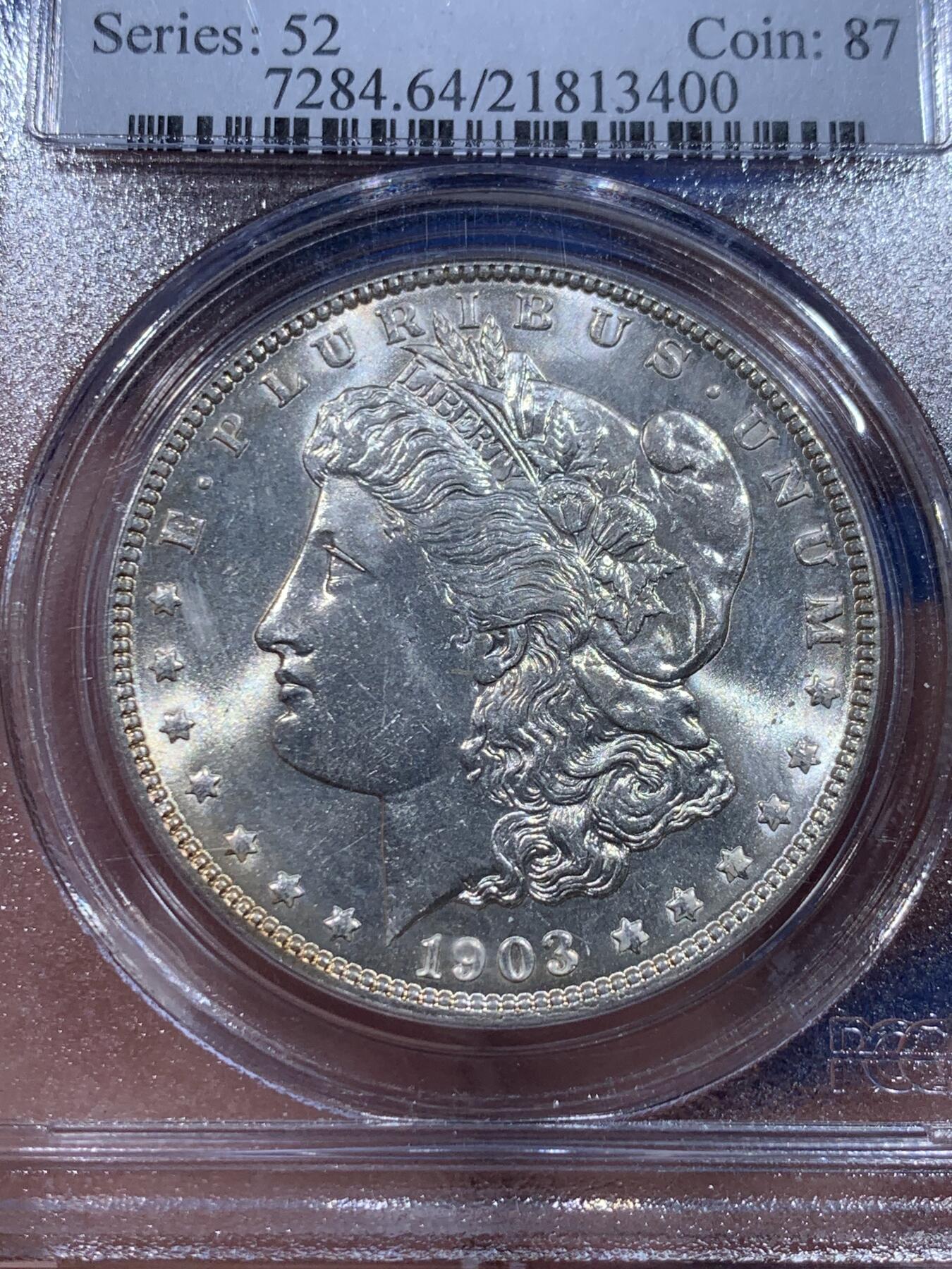 《竞宝斋》第412场 周日，周一，周二，3场连拍 （全场包邮） PCGS MS64 美国 1903年 1美元 摩根银币 后期少年 经典老白盒 状态属于同分中的好品