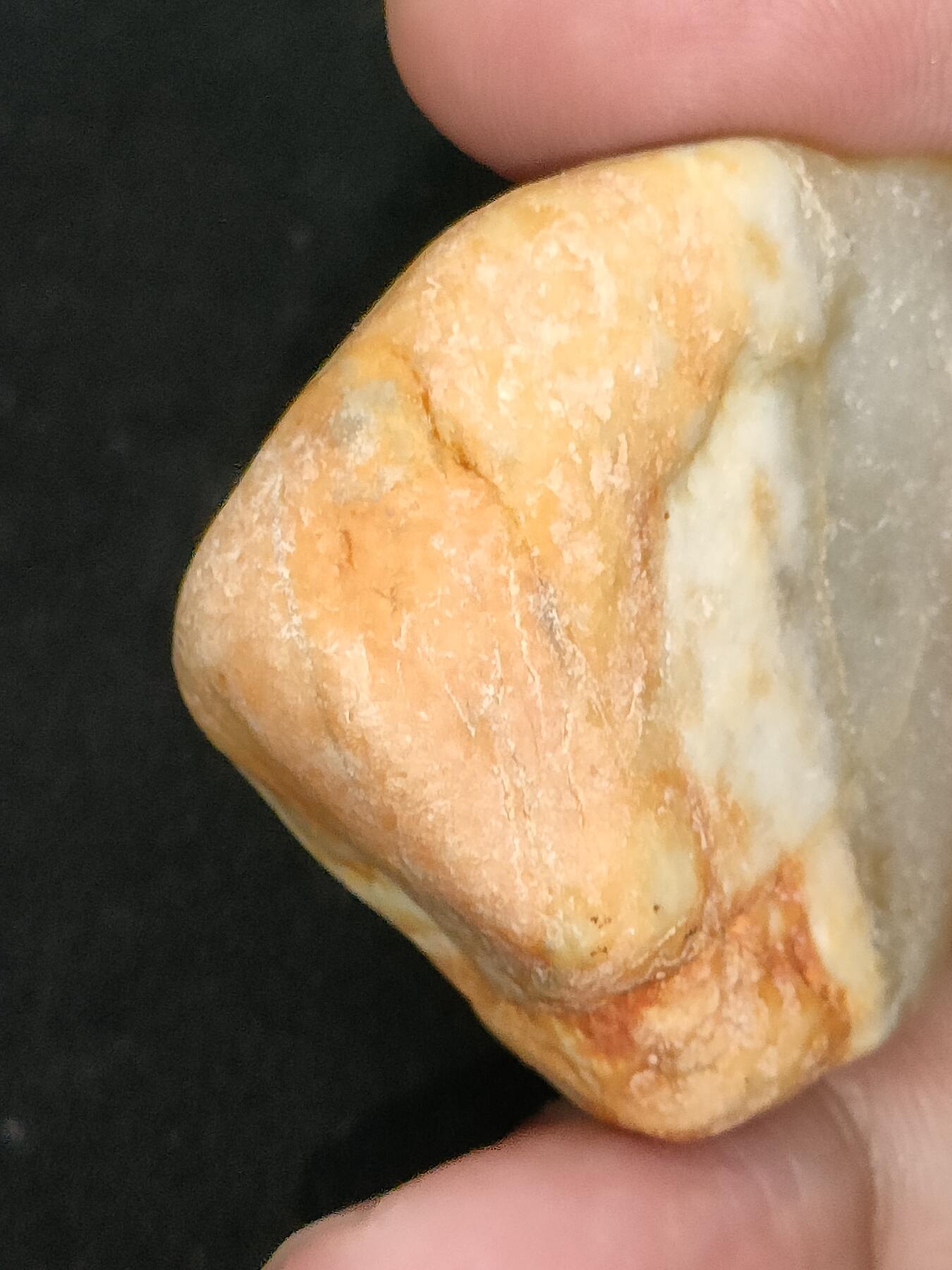 猩哥外币小铺➨【第182场】 和田玉原石37克