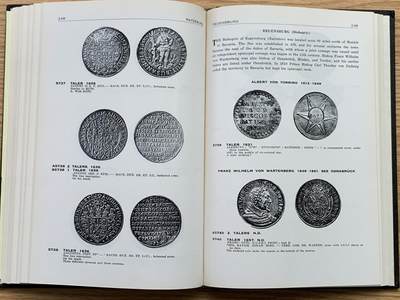 《竞宝斋》第412场 周日，周一，周二，3场连拍 （全场包邮） 达文波特教堂与自由市目录1600-1700，著名的条顿骑士团铸币即收录于此，绝版难寻