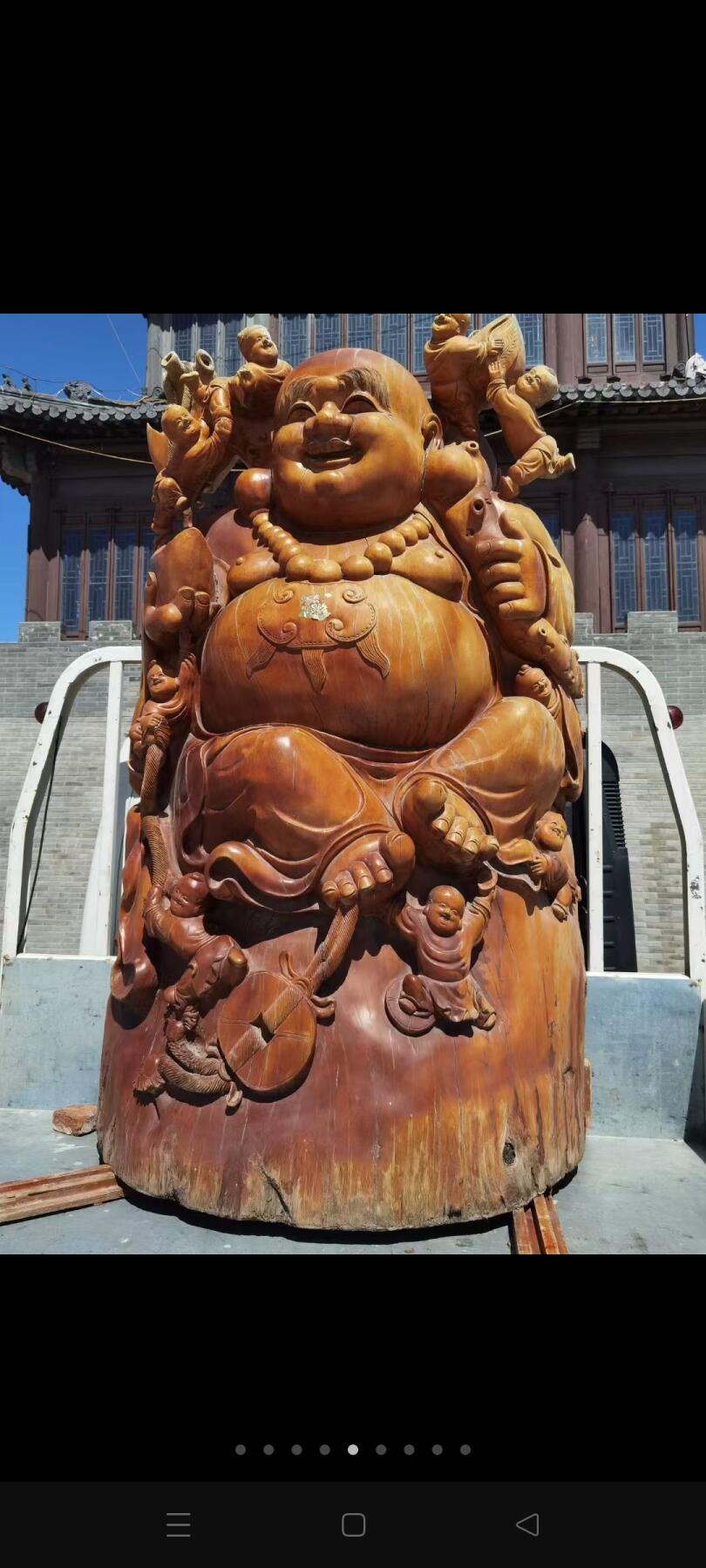 上千年杜梨树，一木整雕，，九子弥勒佛像一尊，完整大气，九子佛寓意，吉祥乐观，豁达慈悲宽容，福气平安，以祈求美好明天。重一吨多