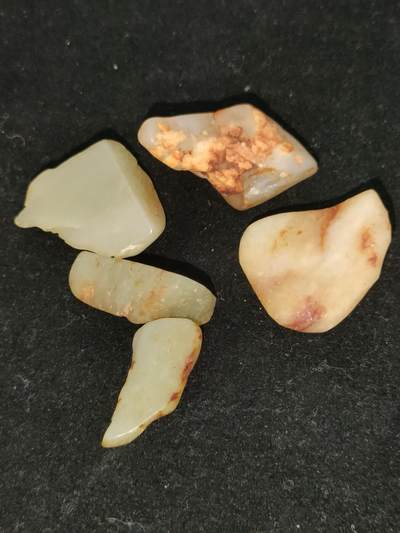 猩哥外币小铺➨【第183场】 - 和田玉原石5个