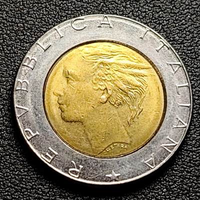 泉币菌-第98场-散币乐园场 世界首枚双色币 意大利1990年500里拉 罗马建筑雕像 广场 25.8mm