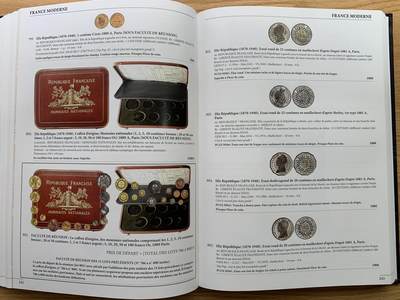 《竞宝斋》第412场 周日，周一，周二，3场连拍 （全场包邮） 首见精装本 MDC 摩纳哥 世界币章拍卖目录 大开本 内图精美 有很多见不到的珍惜币章 重达2.45公斤 厚达448页 包邮