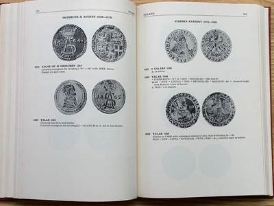 《竞宝斋》第412场 周日，周一，周二，3场连拍 （全场包邮） 达文波特 1484-1600 欧洲克朗目录 这个时期的克书已经找不到了，难得资料 厚达330页，评级币的DAV编号就来自于此