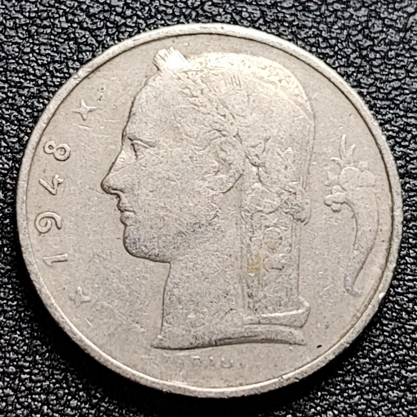 泉币菌-第99场-精品福利场 比利时1948年5法郎铜镍币（佛兰芒文版BELGIË），谷物女神，24mm 