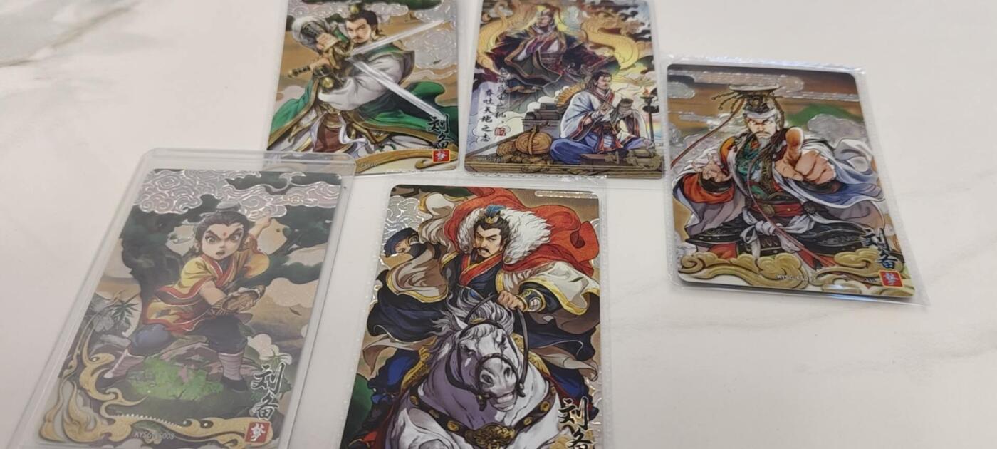 秋原瞳的小店第20期（卡游与昆仑万象的顶级碰撞）