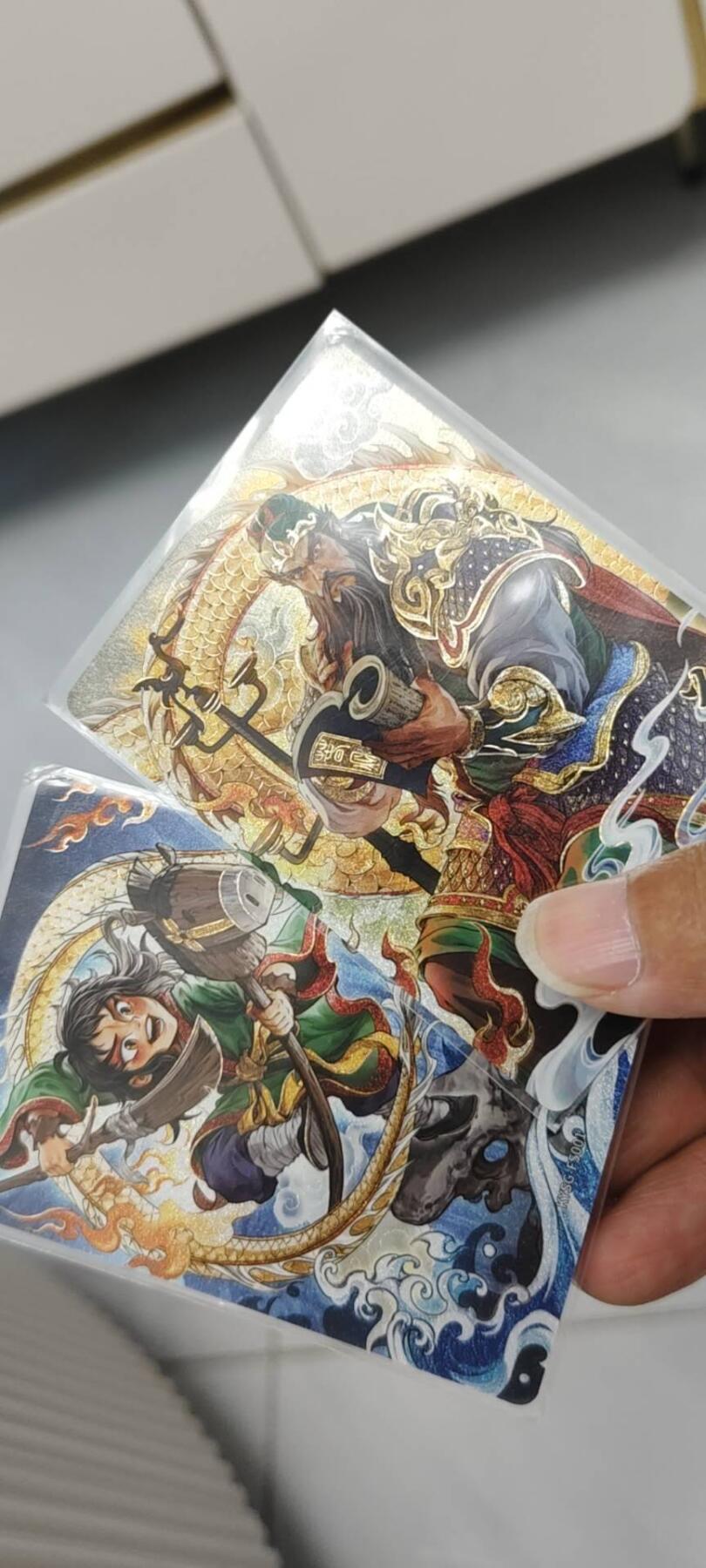 秋原瞳的小店第20期（卡游与昆仑万象的顶级碰撞） 卡游浮生如梦关羽2张一组老与小