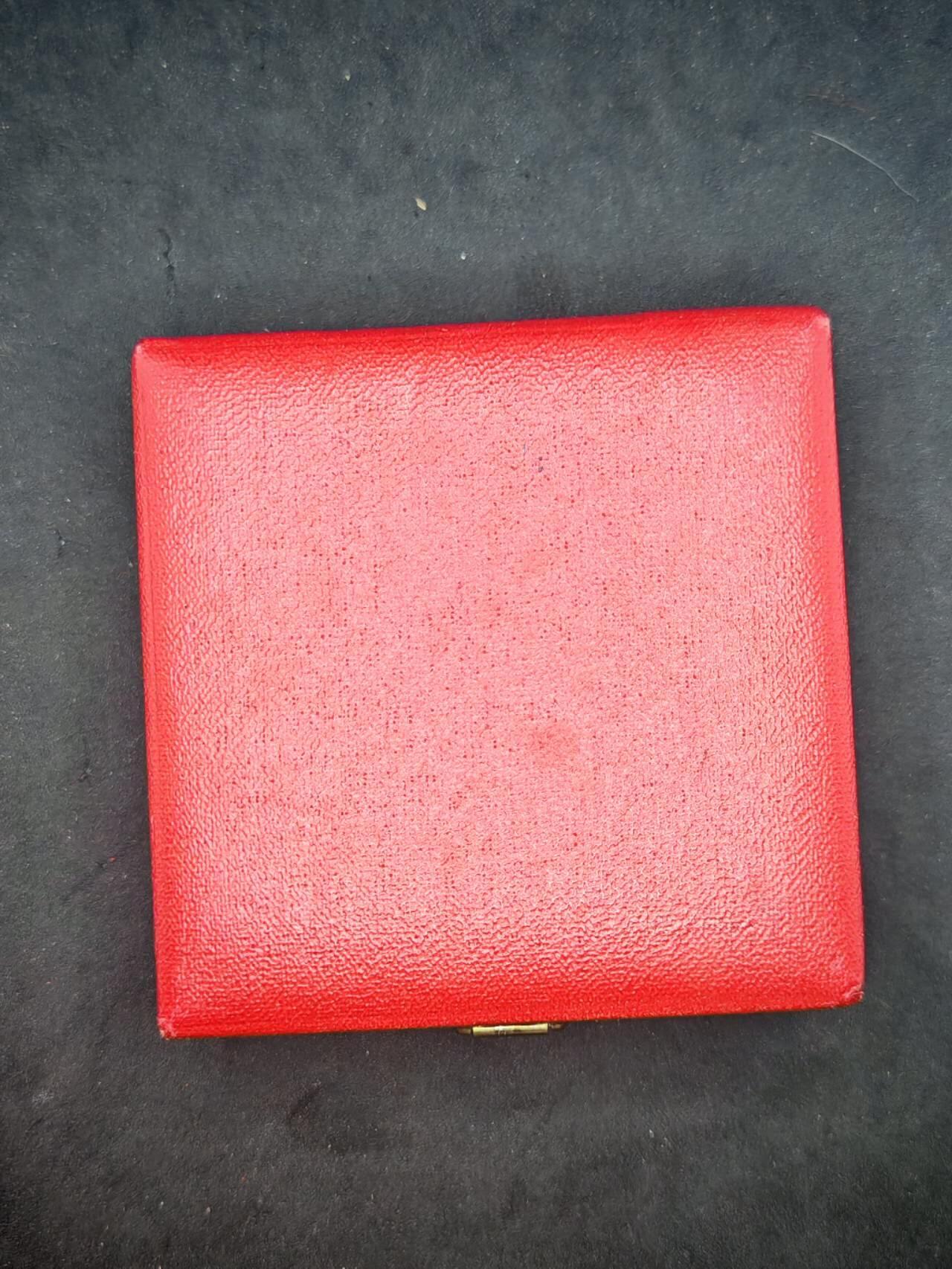 凯旋世界勋赏（第18期）（欢迎送拍）（对拍品有疑问请询问客服，不接受到手刀，出价默认拍品品相。请认真阅读拍卖规则！出价默认已认可！）（收到货请录制开箱视频，无视频概不处理问题。）