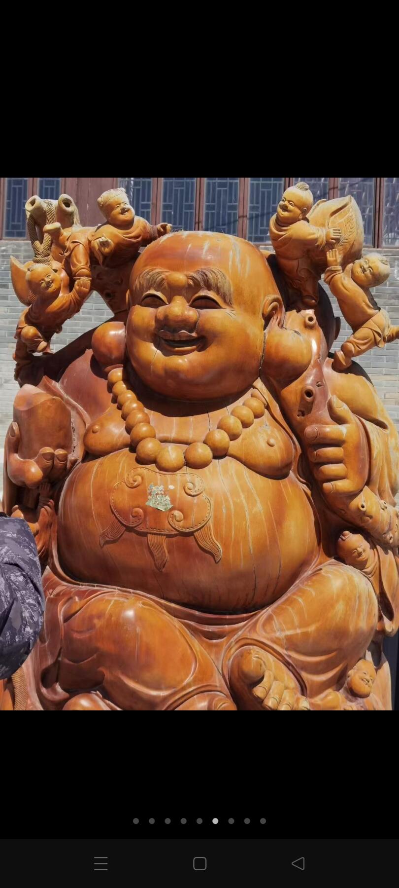 上千年杜梨树，一木整雕，，九子弥勒佛像一尊，完整大气，九子佛寓意，吉祥乐观，豁达慈悲宽容，福气平安，以祈求美好明天。重一吨多