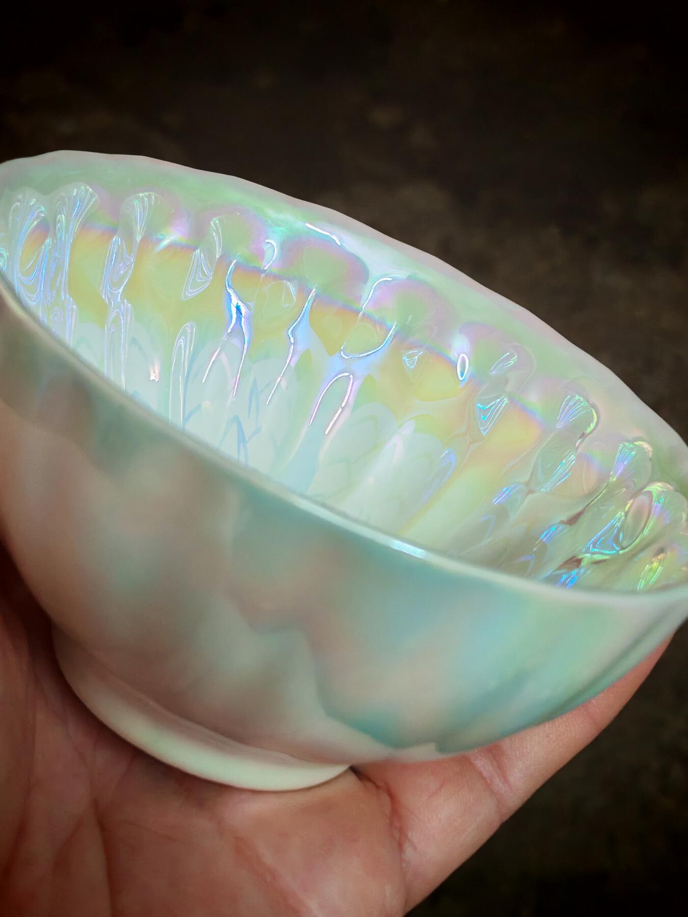 炫彩珍珠贝壳孔雀盏(22010)尺寸97*53mm容量150ml