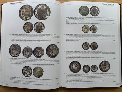 《竞宝斋》第412场 周日，周一，周二，3场连拍 （全场包邮） 首见精装本 MDC 摩纳哥 世界币章拍卖目录 大开本 内图精美 有很多见不到的珍惜币章 重达2.45公斤 厚达448页 包邮