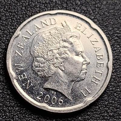 泉币菌-第98场-散币乐园场 美品 英属新西兰 20分硬币小版 毛利人图腾 生殖崇拜 伊丽莎白二世女王 21.7mm