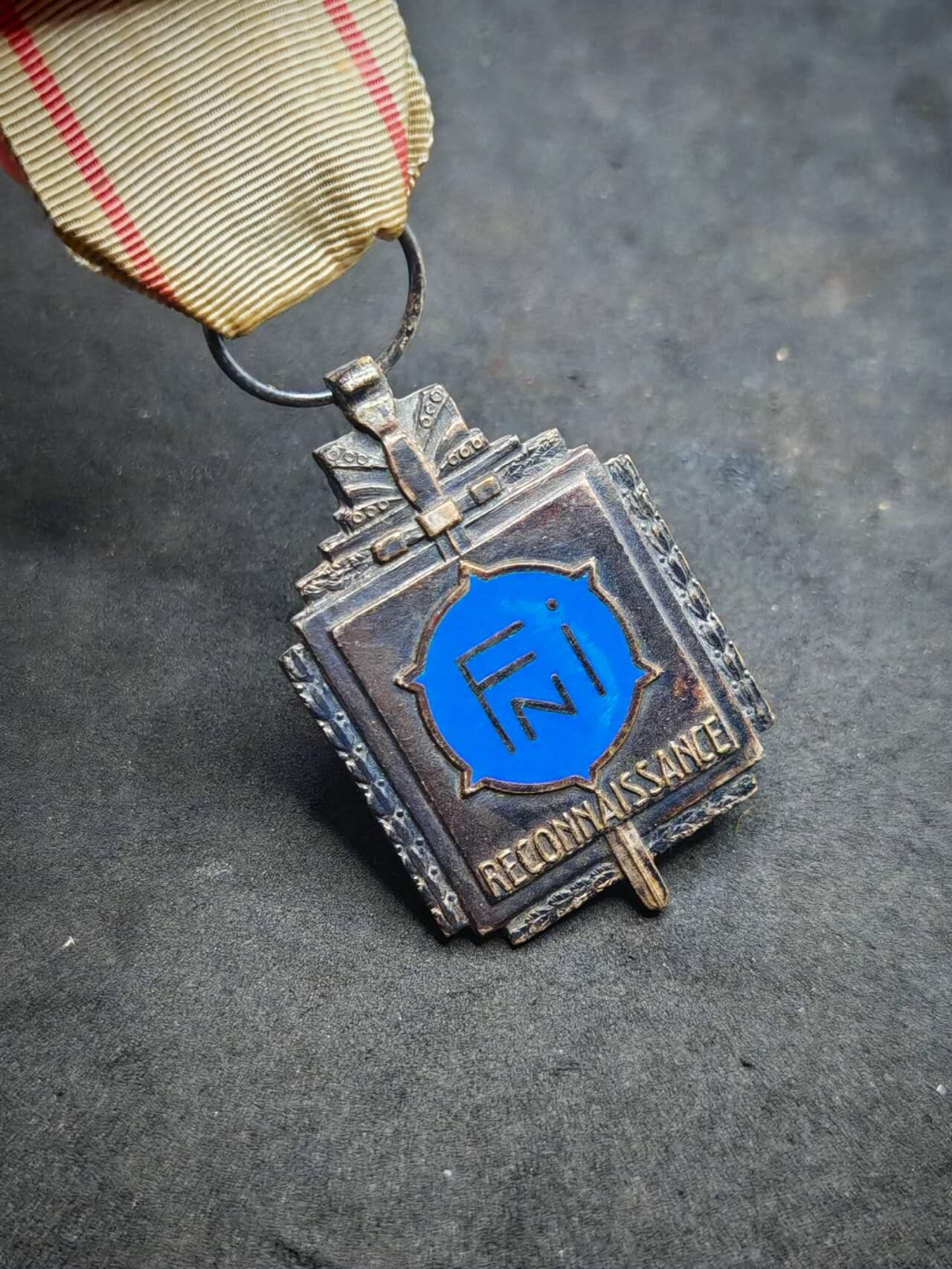 凯旋世界勋赏（第18期）（欢迎送拍）（对拍品有疑问请询问客服，不接受到手刀，出价默认拍品品相。请认真阅读拍卖规则！出价默认已认可！）（收到货请录制开箱视频，无视频概不处理问题。） 。