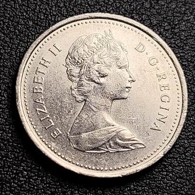 泉币菌-第97场-散币乐园场 高币值 加拿大1986年1/4加拿大元 伊丽莎白二世 驯鹿 24mm