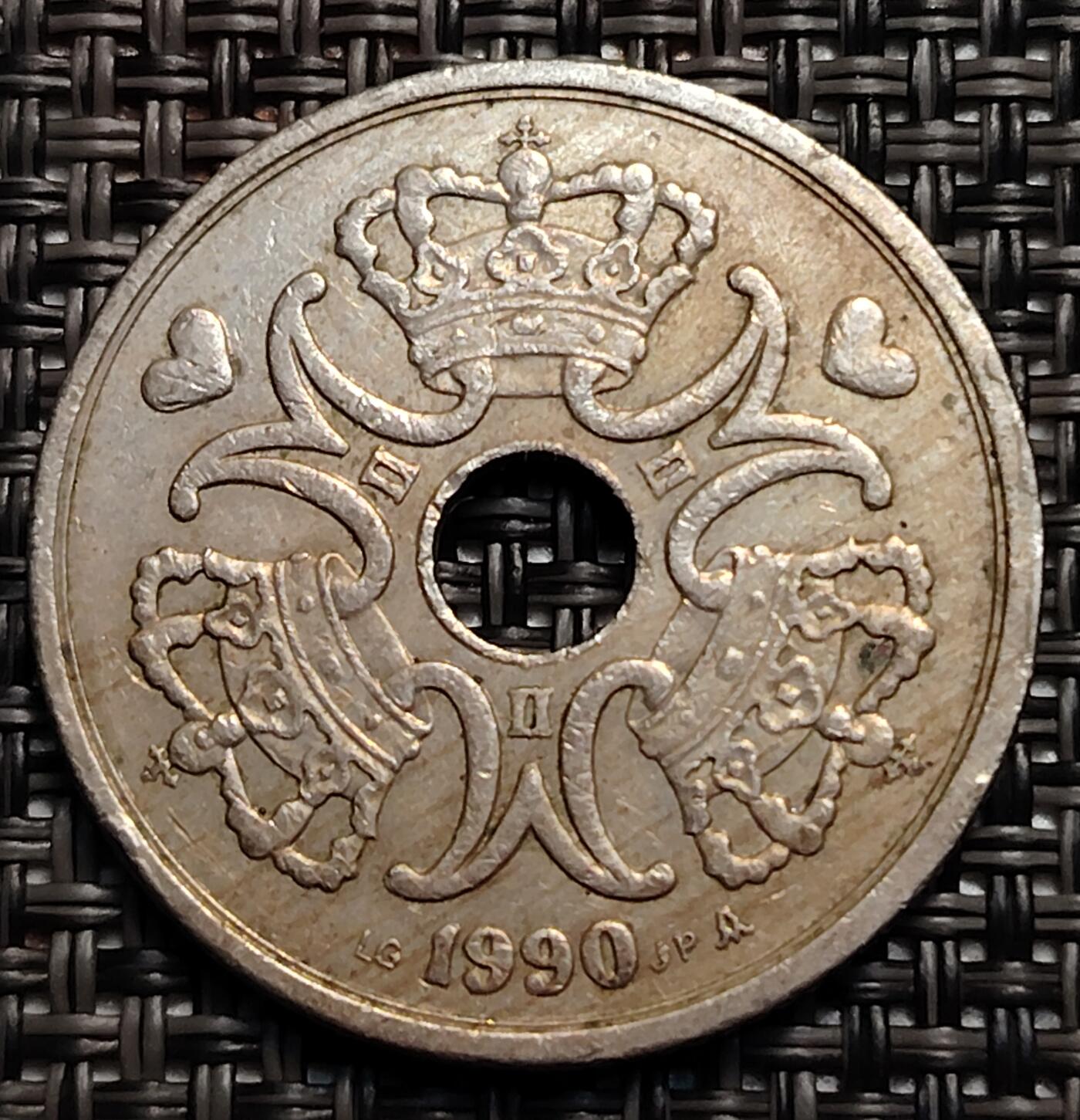 布加迪🐬～世界钱币(上海)🌾第 237 期 /  各国套币和散币 丹麦🇩🇰 1990年 5克朗