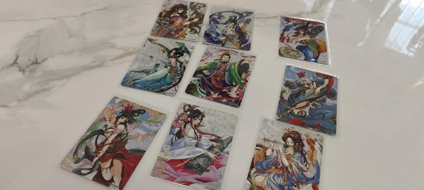 秋原瞳的小店第20期（卡游与昆仑万象的顶级碰撞） 卡游2周年特卡9张原膜，包含中间刘备这套性价比很高