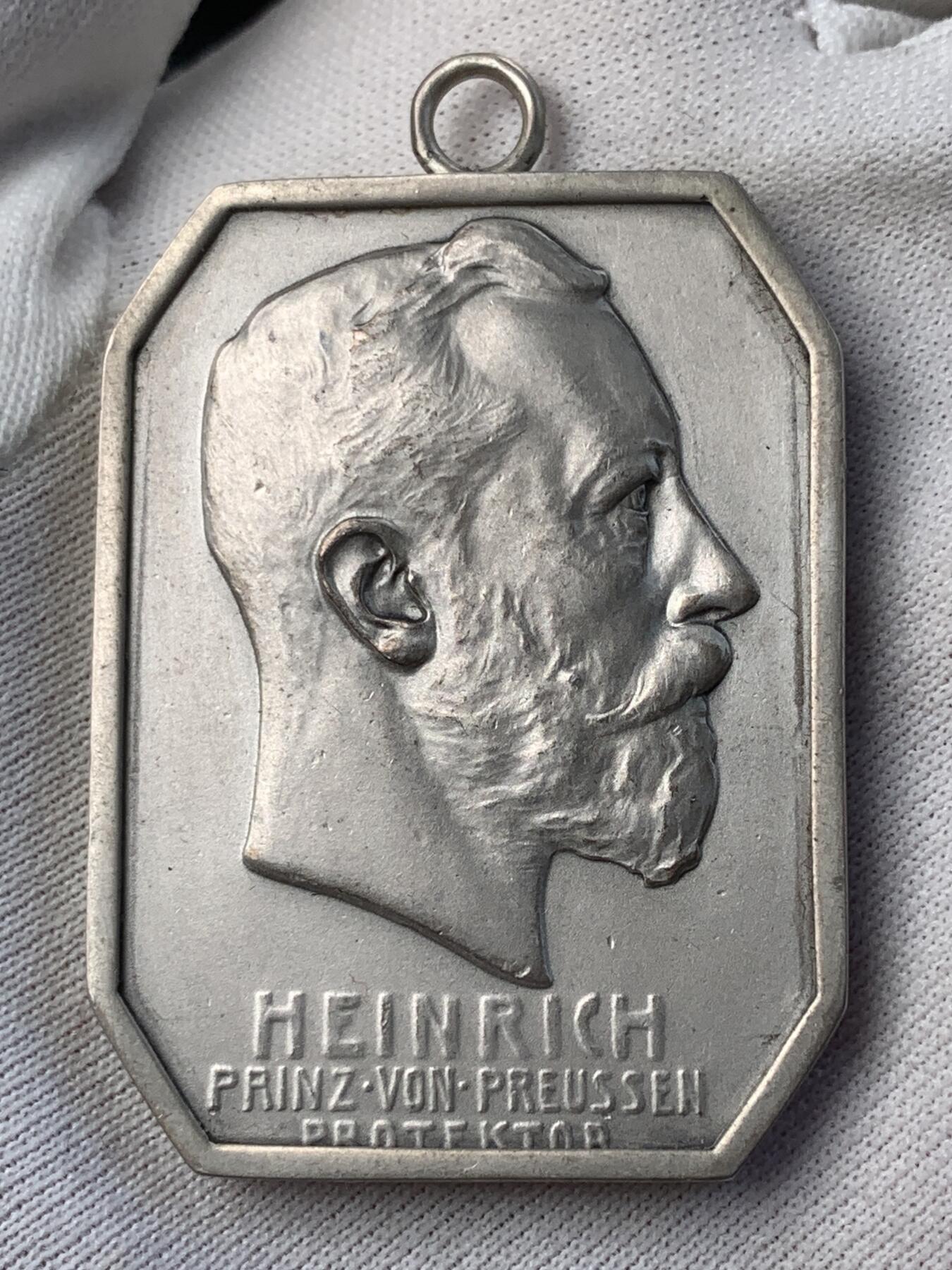 掌中浮雕-藏着的欧洲第034场 1912年德国法兰克福射击节银章，32mm*42mm，30g