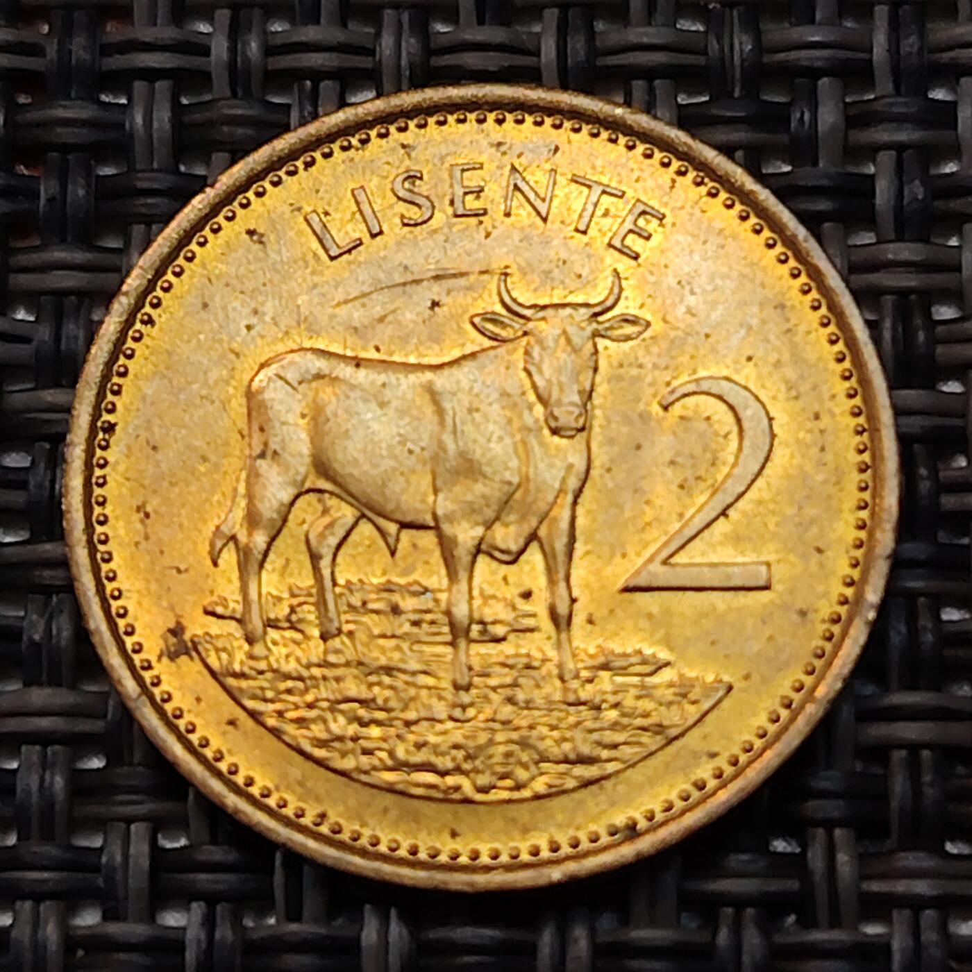 布加迪🐬～世界钱币(上海)🌾第 236 期 /  各国套币和散币 莱索托🇱🇸 1979年 2分