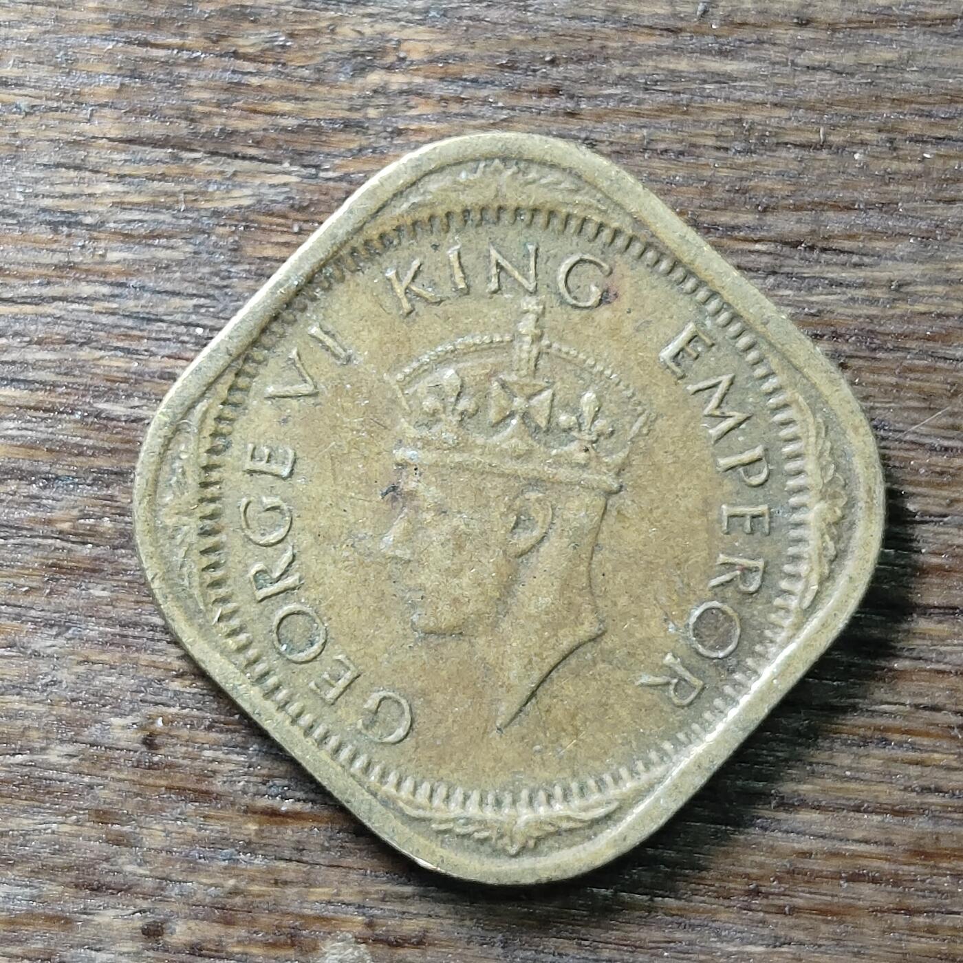 【铜匠收藏】★第131场★散币场，无佣金，30包邮。不满30元，支付5元运费。《接受代拍 代送NGC评级》 印度 1944年 1/2安娜 乔六