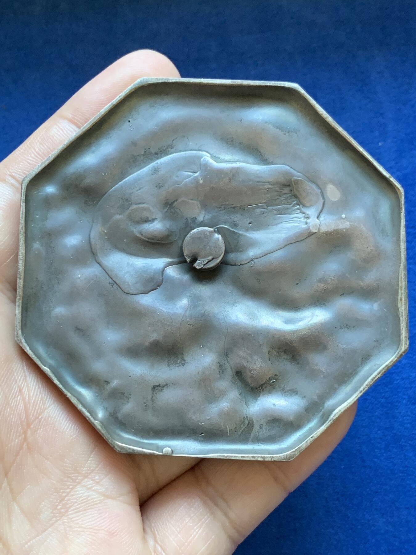 《竞宝斋》第413场 周日，周一，周二，3场连拍 （全场包邮） 意大利维琴察人民银行八角银章，91.75g，对边74.8mm，含银92.5%