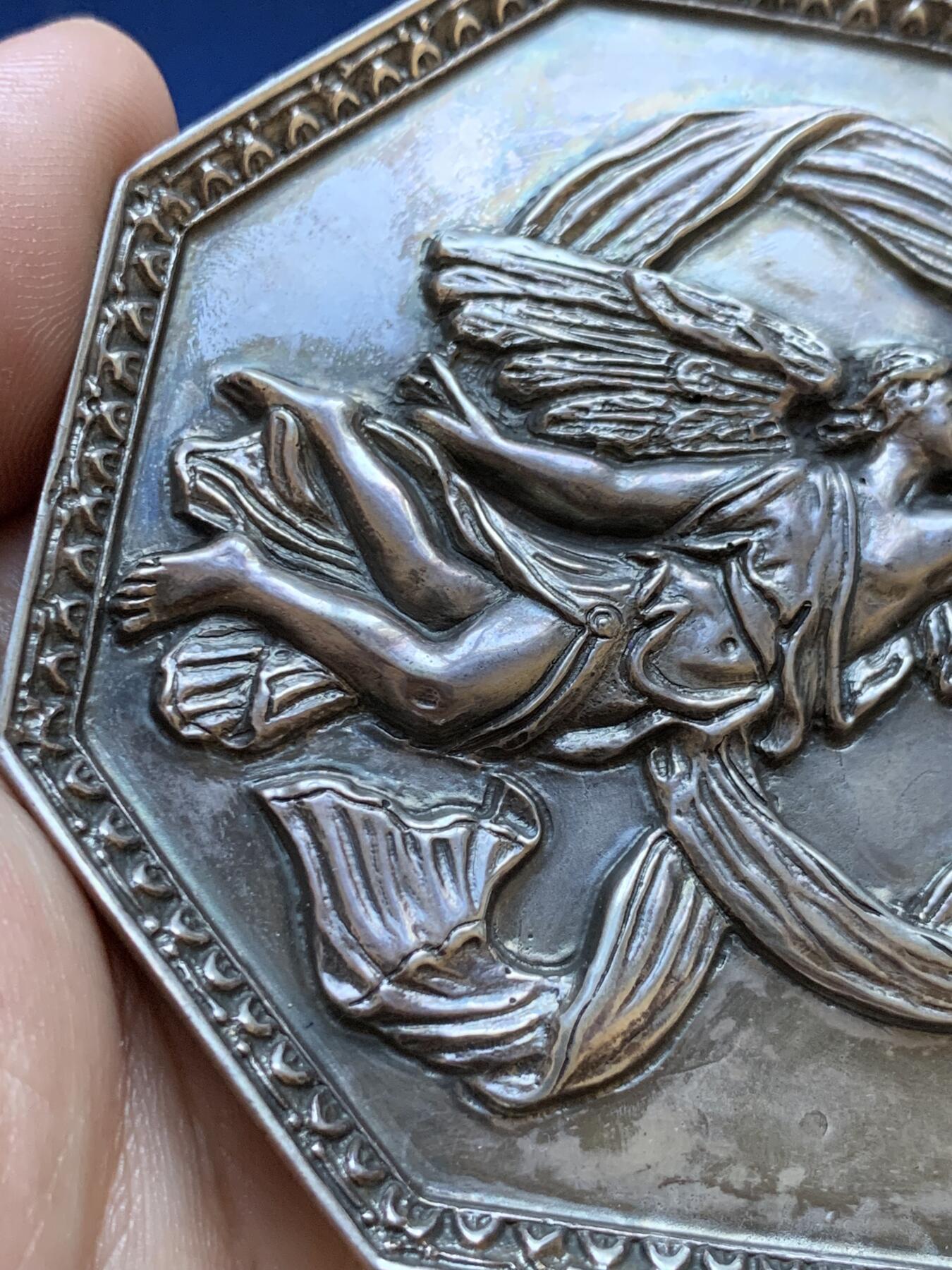 《竞宝斋》第413场 周日，周一，周二，3场连拍 （全场包邮） 意大利维琴察人民银行八角银章，91.75g，对边74.8mm，含银92.5%