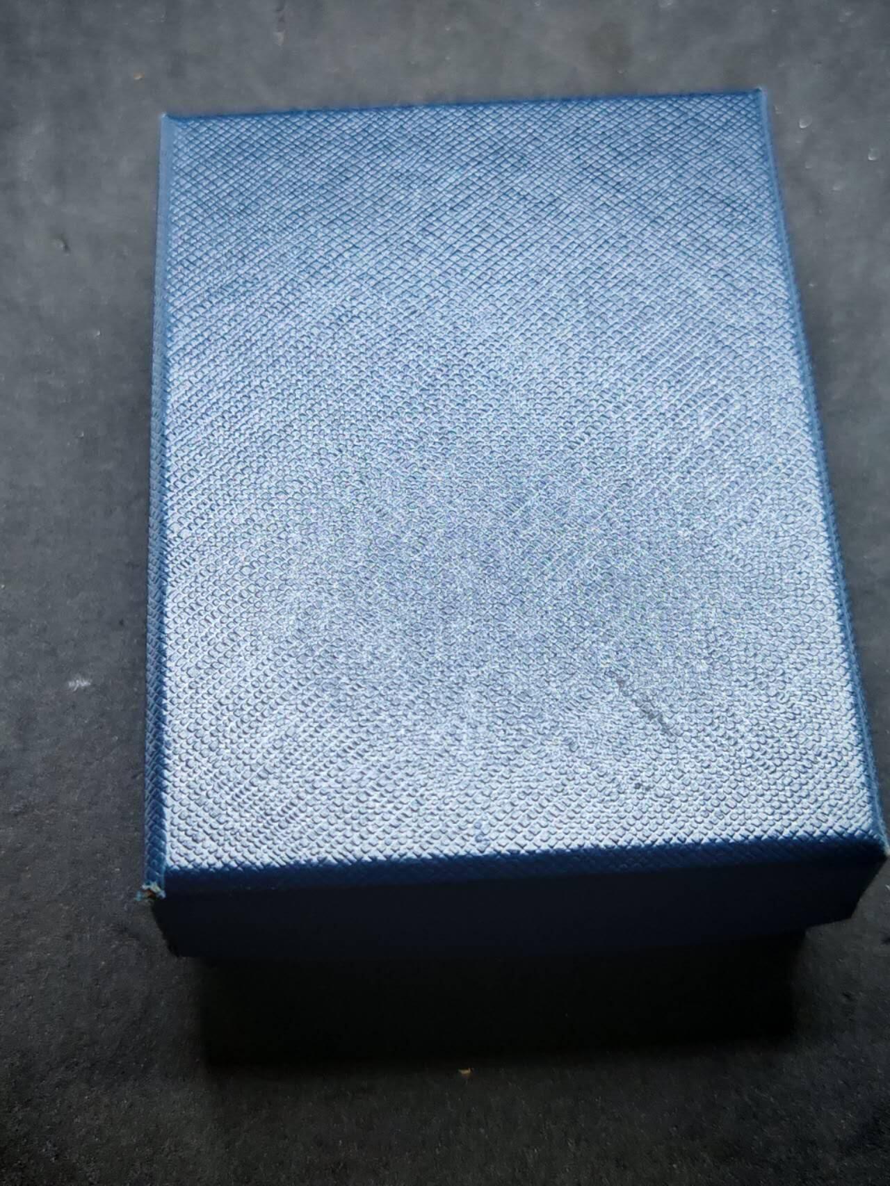 凯旋世界勋赏（第18期）（欢迎送拍）（对拍品有疑问请询问客服，不接受到手刀，出价默认拍品品相。请认真阅读拍卖规则！出价默认已认可！）（收到货请录制开箱视频，无视频概不处理问题。） 玉制项链