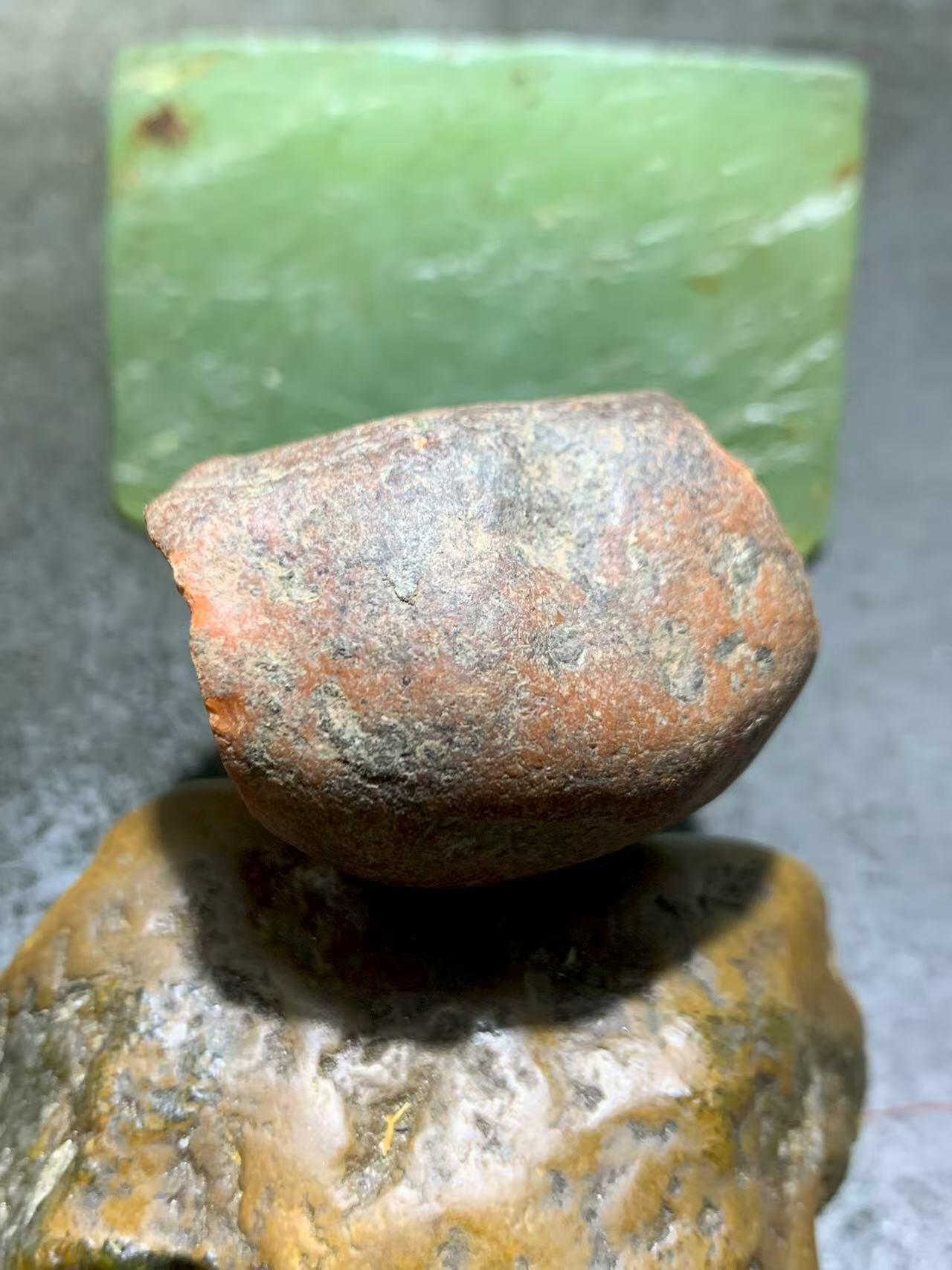 精美川料红皮开窗冻料荔枝冻心南红玛瑙原石一颗，