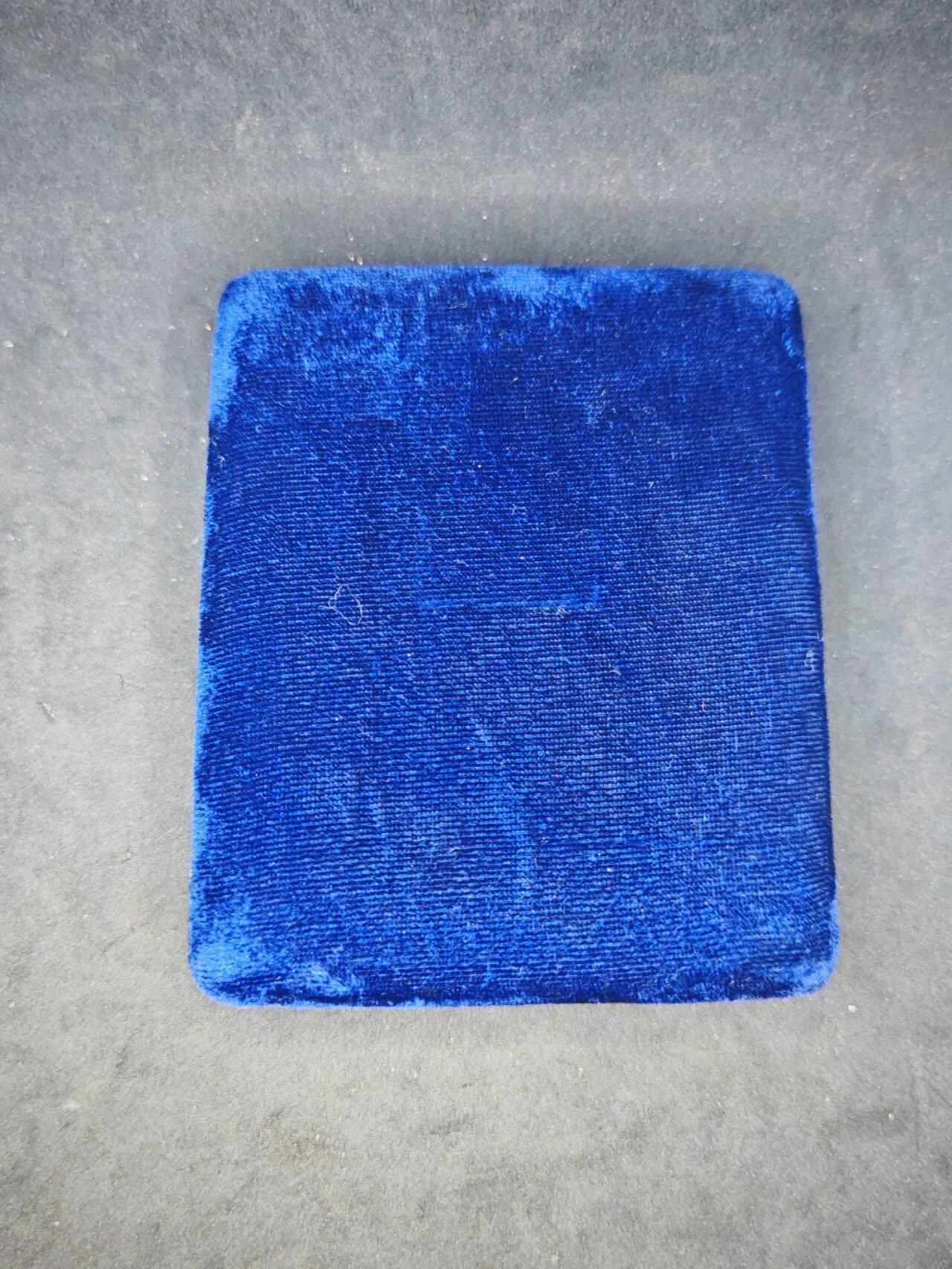 凯旋世界勋赏（第18期）（欢迎送拍）（对拍品有疑问请询问客服，不接受到手刀，出价默认拍品品相。请认真阅读拍卖规则！出价默认已认可！）（收到货请录制开箱视频，无视频概不处理问题。） 千叶警察创立百年带盒带原纸
