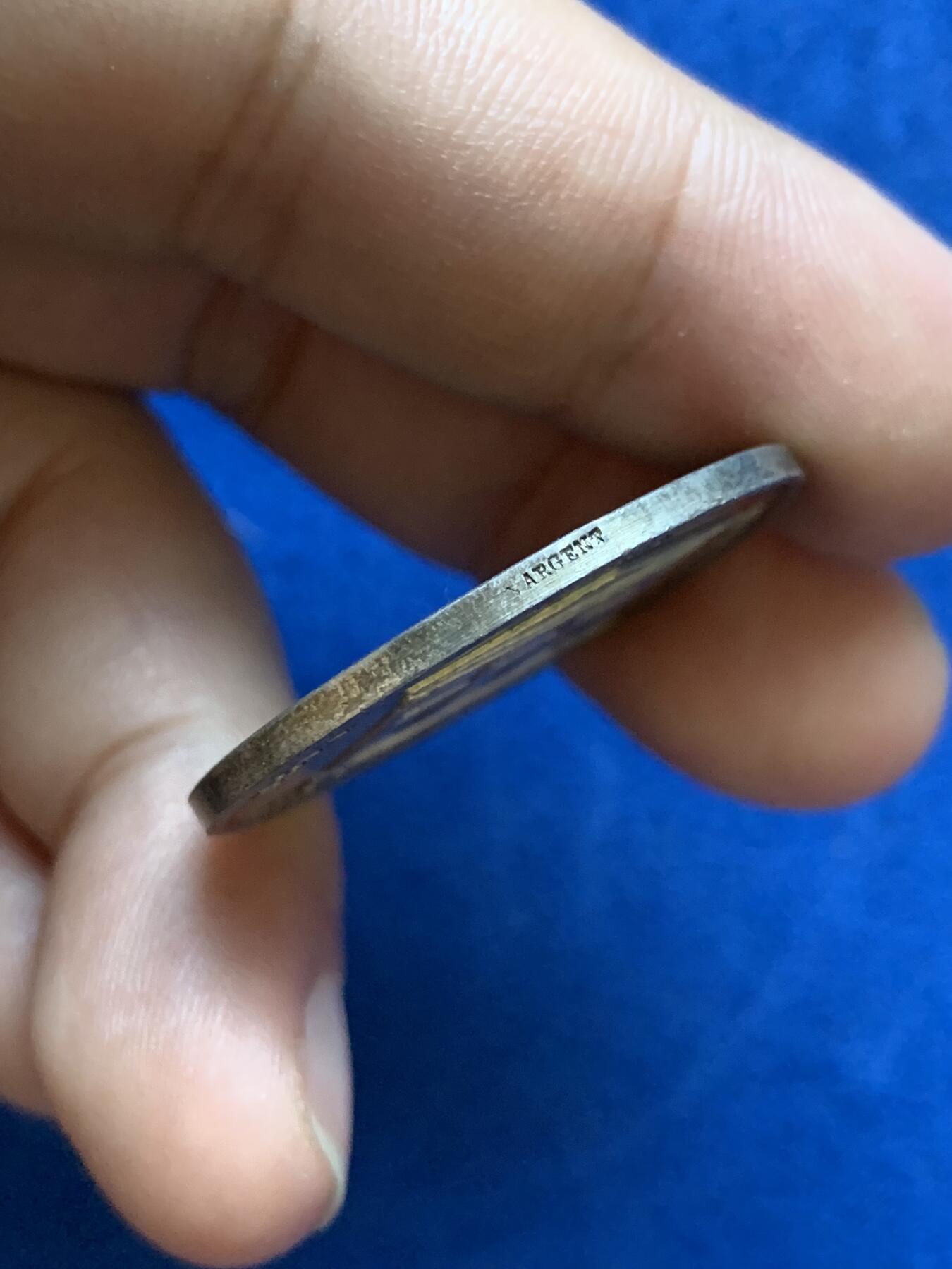 《竞宝斋》第413场 周日，周一，周二，3场连拍 （全场包邮） 法国诺曼底学院、鲁昂皇家科学、文学及艺术学院银质代币，分别是高乃衣、丰特内尔和普桑半身像，15.55g，32.7mm，丰饶角边铭