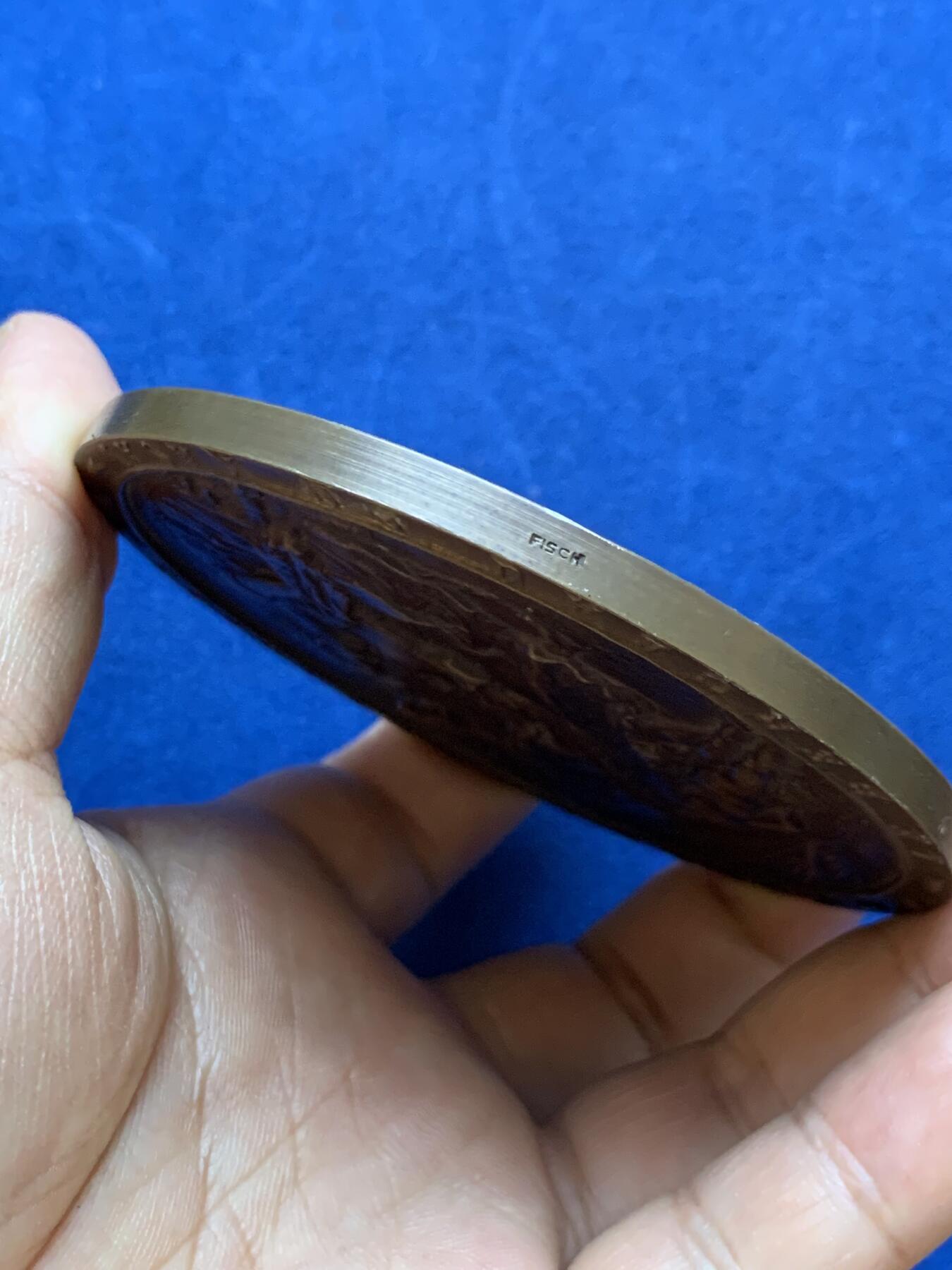 《竞宝斋》第413场 周日，周一，周二，3场连拍 （全场包邮） 比利时刚果国际林业和矿业协会50周年铜质奖章，216.7g，86mm