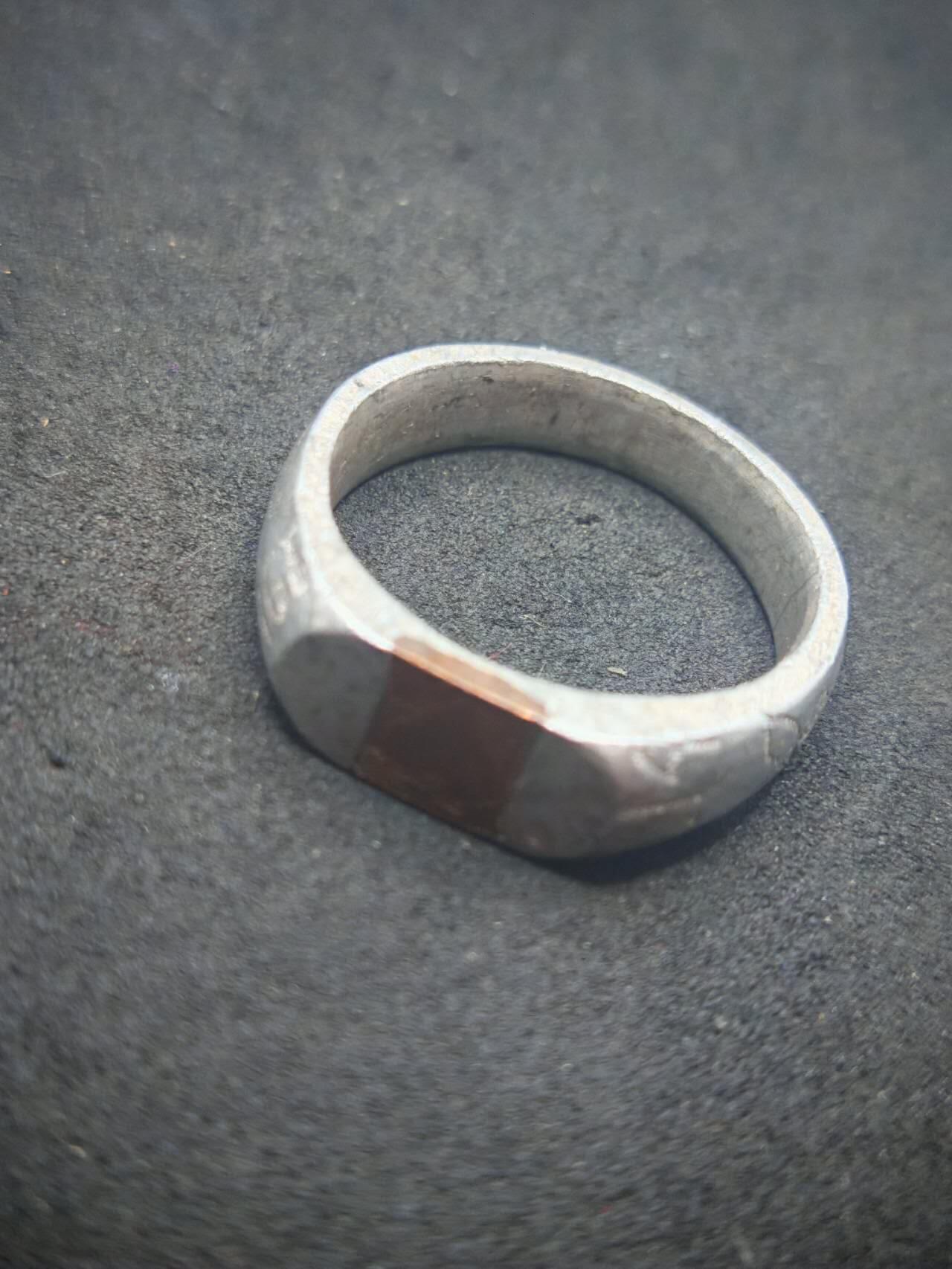 凯旋世界勋赏（第18期）（欢迎送拍）（对拍品有疑问请询问客服，不接受到手刀，出价默认拍品品相。请认真阅读拍卖规则！出价默认已认可！）（收到货请录制开箱视频，无视频概不处理问题。） 德国铝镶铜戒子26码