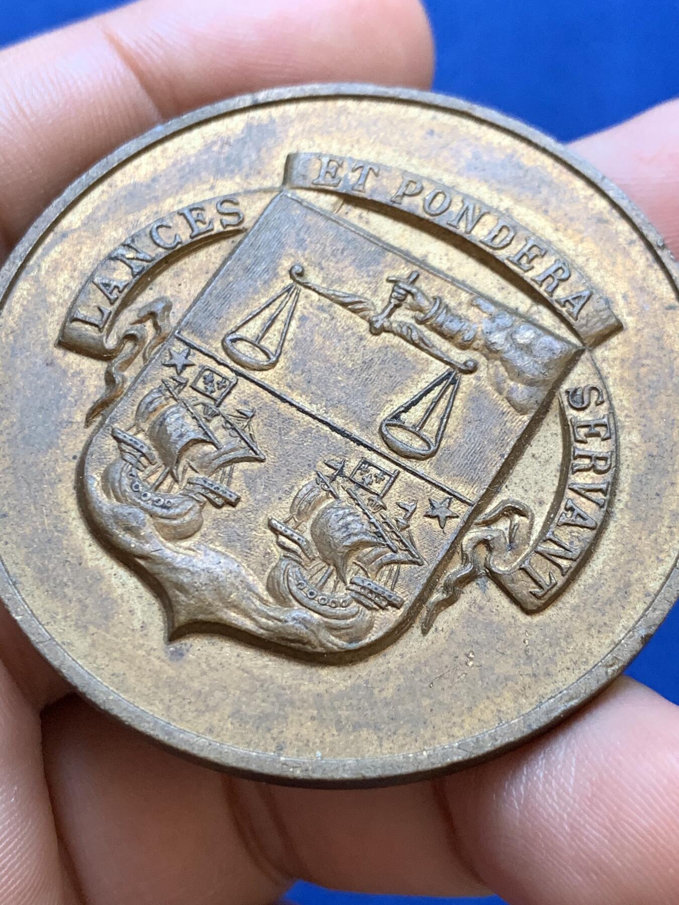 《竞宝斋》第413场 周日，周一，周二，3场连拍 （全场包邮） 法国巴黎地区药剂师联盟铜章，54.5g，49.7mm，无边铭