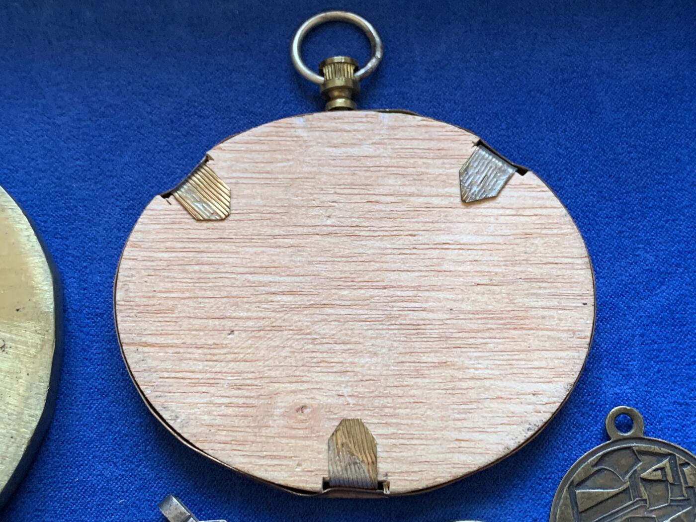 《竞宝斋》第413场 周日，周一，周二，3场连拍 （全场包邮） 法国铜章八枚 总重约450克