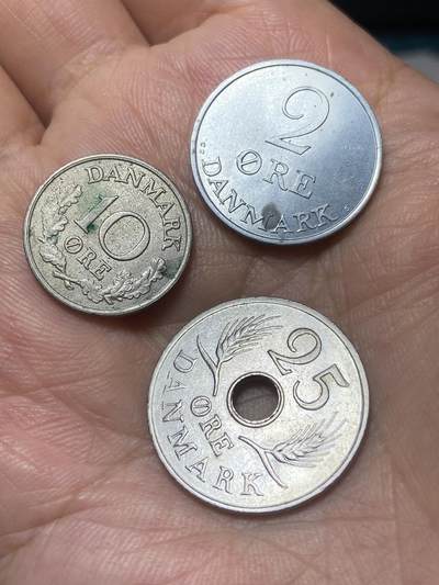 2025年第八十三场(总第一百零九场）外国好品散币(免佣金) - 丹麦🇩🇰3枚：1972单年份10欧尔(弗雷德里克九世逝世年，S; S版)，1971年2欧尔(弗雷德里克九世，C; S版)，1967年25欧尔(弗雷德里克九世，C; S版)