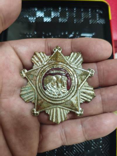 朝鲜3级军事服务奖章，精品纪念章，品相尺寸如图，不包邮，不议价，   - 朝鲜3级军事服务奖章，精品纪念章，品相尺寸如图，不包邮，不议价，  