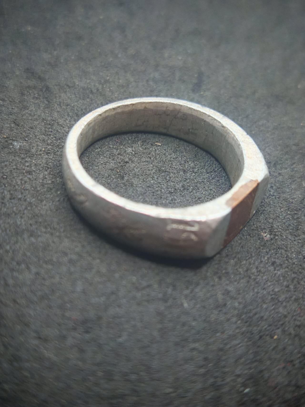 凯旋世界勋赏（第18期）（欢迎送拍）（对拍品有疑问请询问客服，不接受到手刀，出价默认拍品品相。请认真阅读拍卖规则！出价默认已认可！）（收到货请录制开箱视频，无视频概不处理问题。） 德国铝镶铜戒子26码