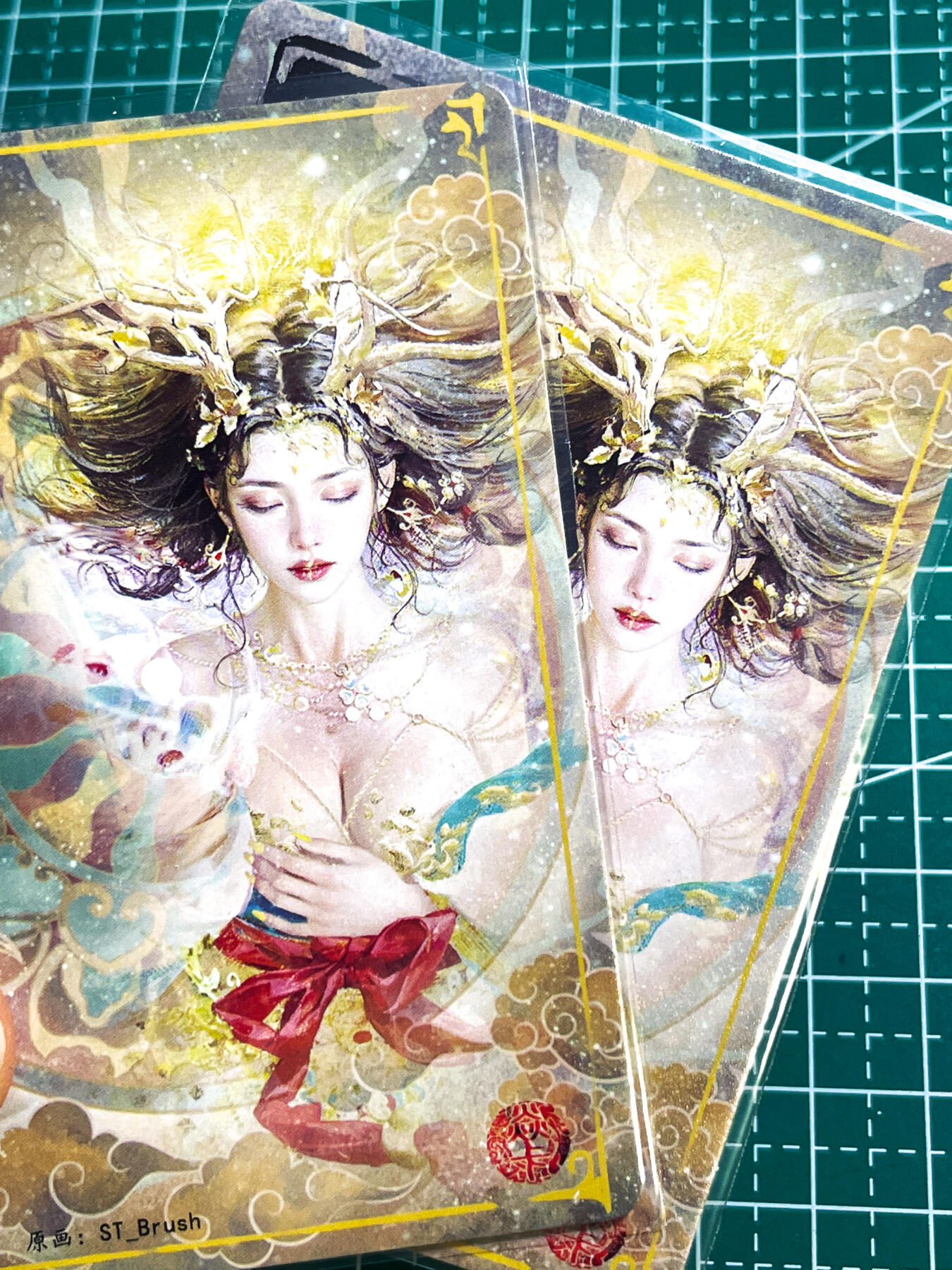 【关注参拍有赠卡】显眼宝29期  奇奇怪怪专场 燎原卡牌 焱卡文化 妖姬传 刷子 龙女 幻彩普卡一对2张 63*88