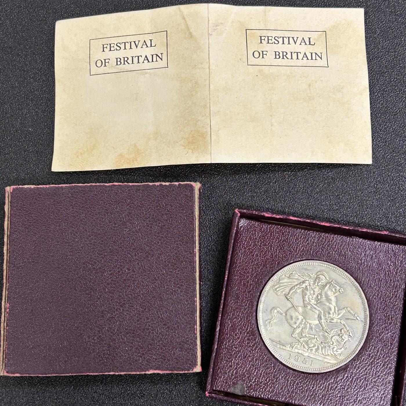 西秦中古拍卖第五十六期 1951年英国乔治六世马剑纪念币 带原盒与说明书