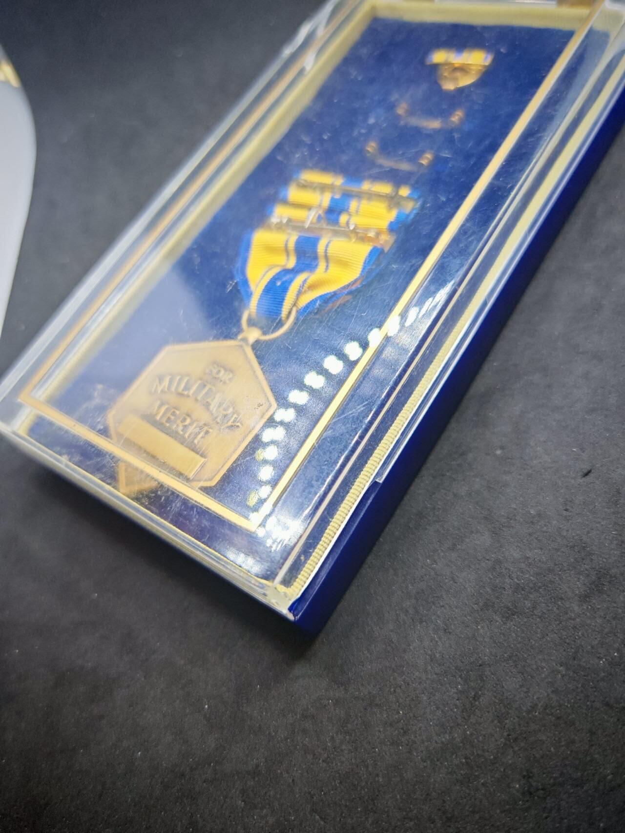 凯旋世界勋赏（第18期）（欢迎送拍）（对拍品有疑问请询问客服，不接受到手刀，出价默认拍品品相。请认真阅读拍卖规则！出价默认已认可！）（收到货请录制开箱视频，无视频概不处理问题。）
