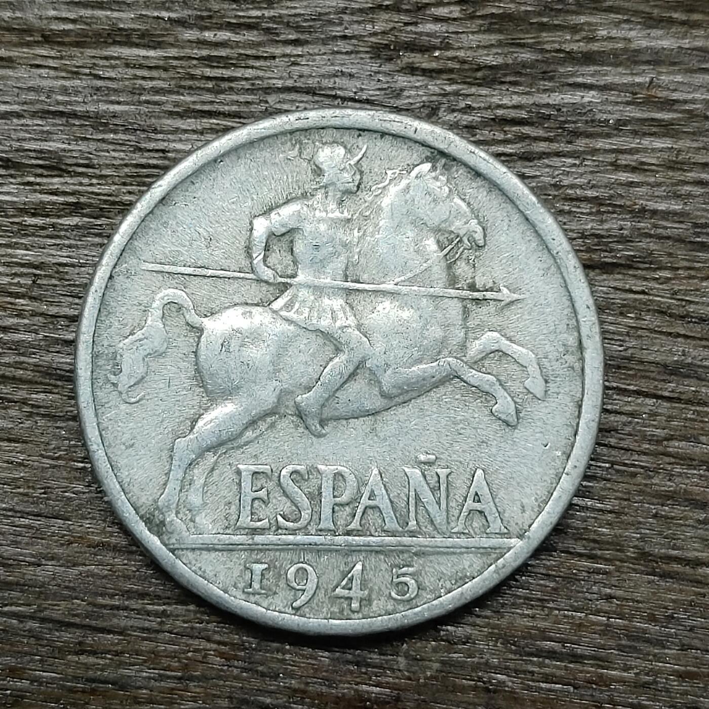 【铜匠收藏】★第131场★散币场，无佣金，30包邮。不满30元，支付5元运费。《接受代拍 代送NGC评级》 西班牙 10分 1945年 骑士