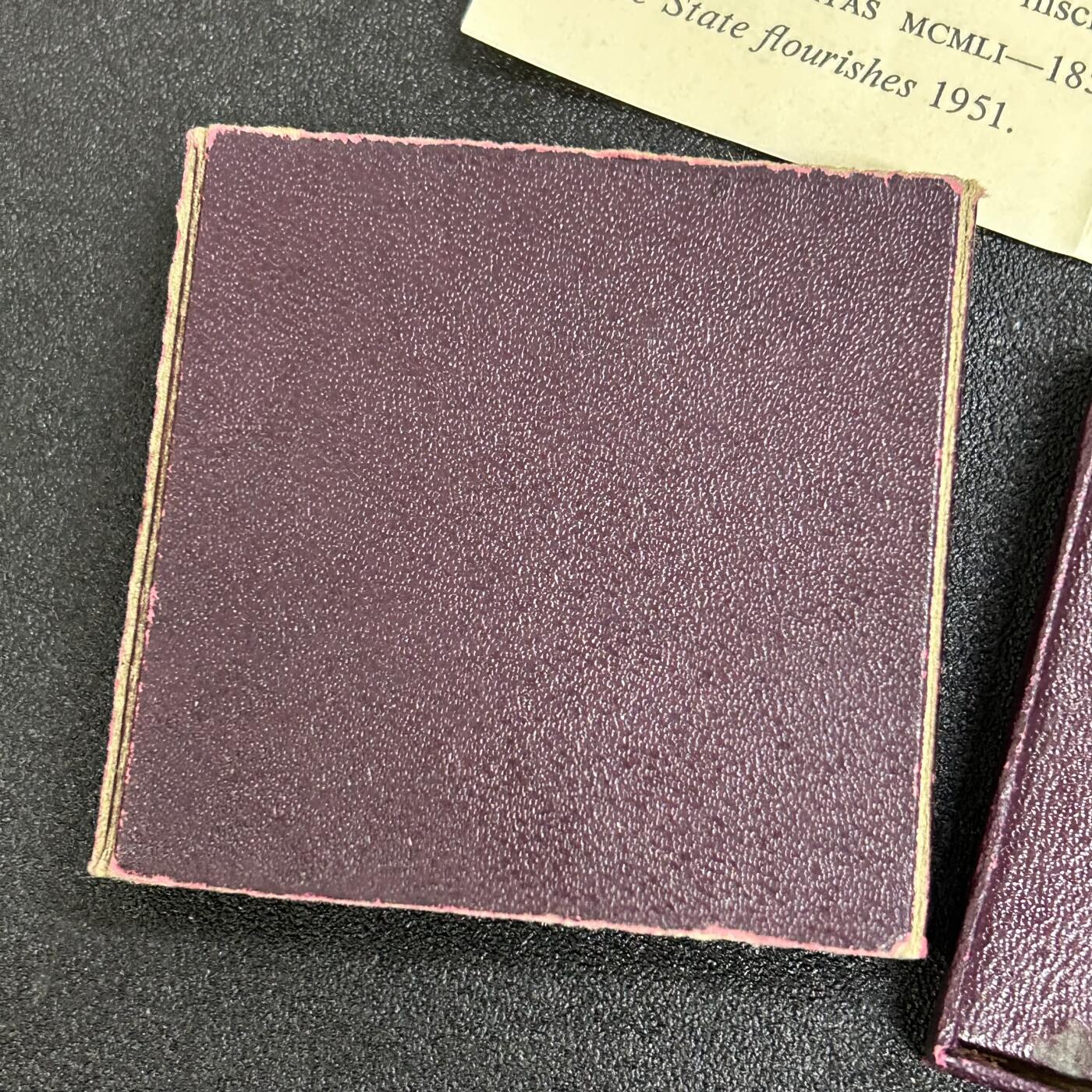 西秦中古拍卖第五十六期 1951年英国乔治六世马剑纪念币 带原盒与说明书