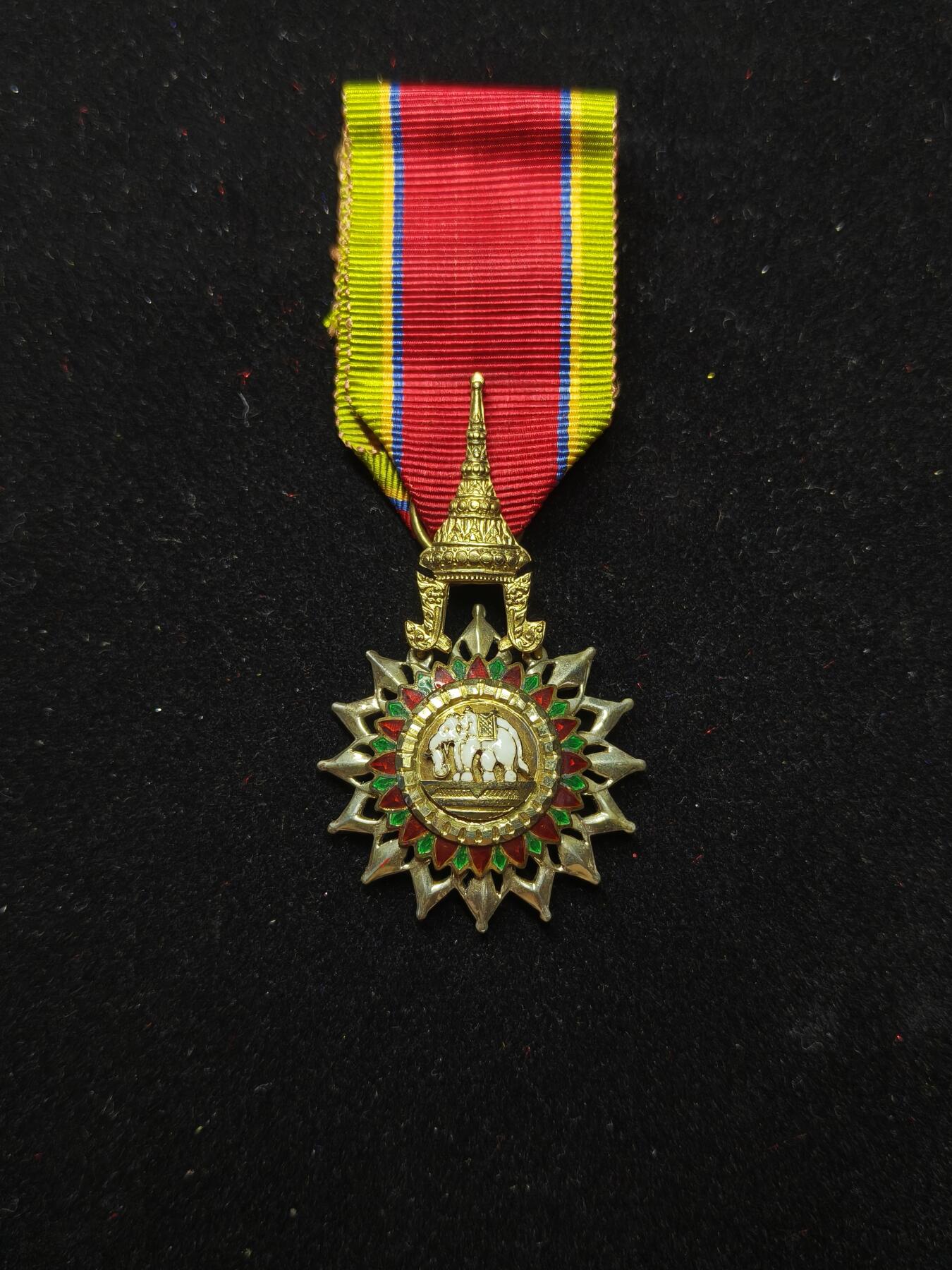 蜀地medal第11场精品专场拍卖 泰王国 骑士级白象勋章原盒带卡一套 银制热珐琅