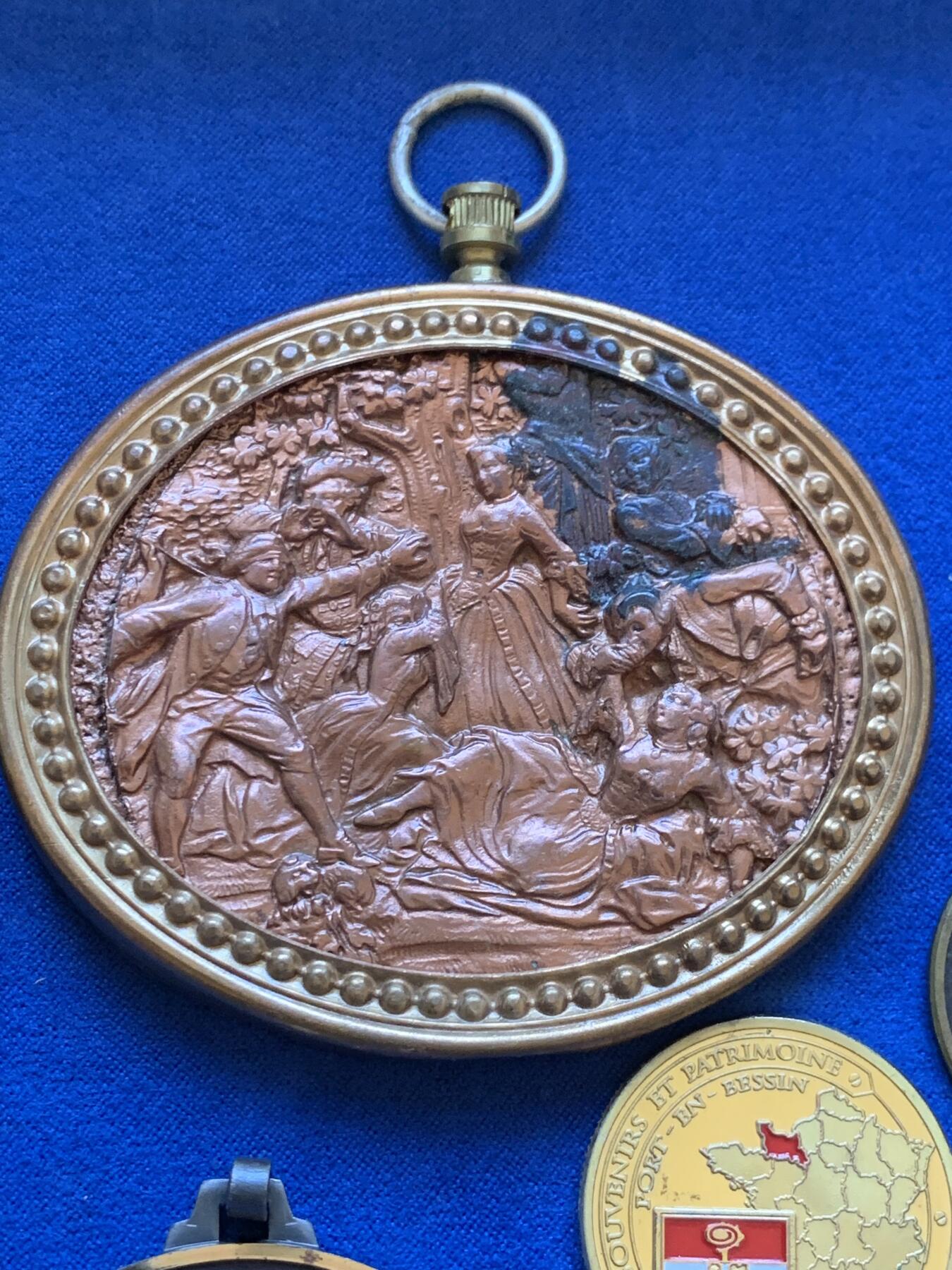 《竞宝斋》第413场 周日，周一，周二，3场连拍 （全场包邮） 法国铜章八枚 总重约450克