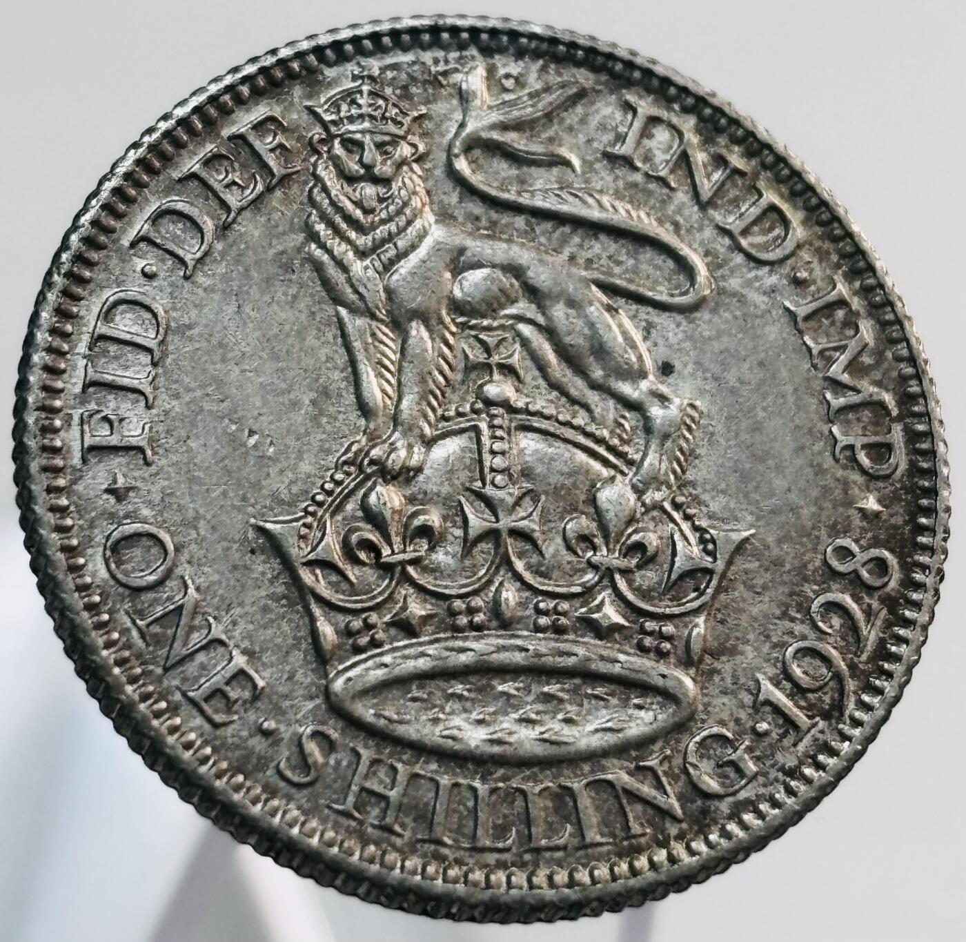 文馨钱币收藏第 268 场，长期接收代拍品 带光极美品 1928 年英国乔治五世 1 先令 银币