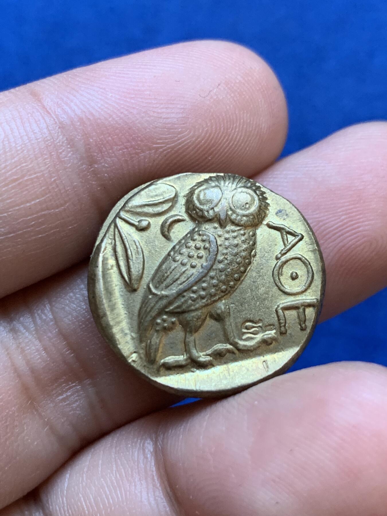 《竞宝斋》第413场 周日，周一，周二，3场连拍 （全场包邮） 古希腊纪念章 两枚 其中一枚有焊点 总重约17.8克