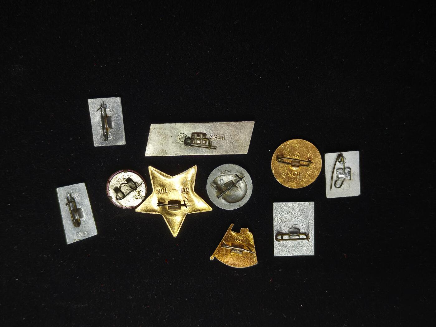 蜀地medal第11场精品专场拍卖 苏联小徽章一组